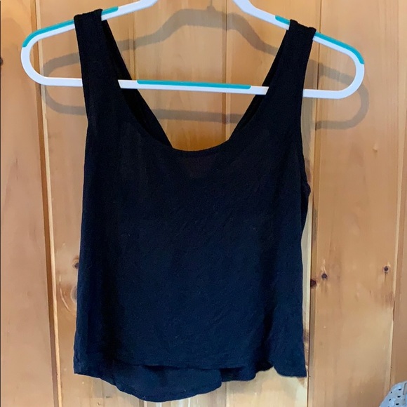 Cutout crop top - Picture 2 of 2